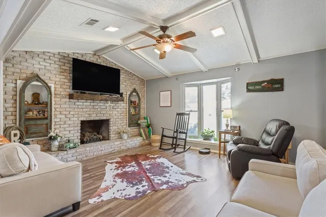 $244,900 | 910 St Charles Court, Marlin, TX 76661