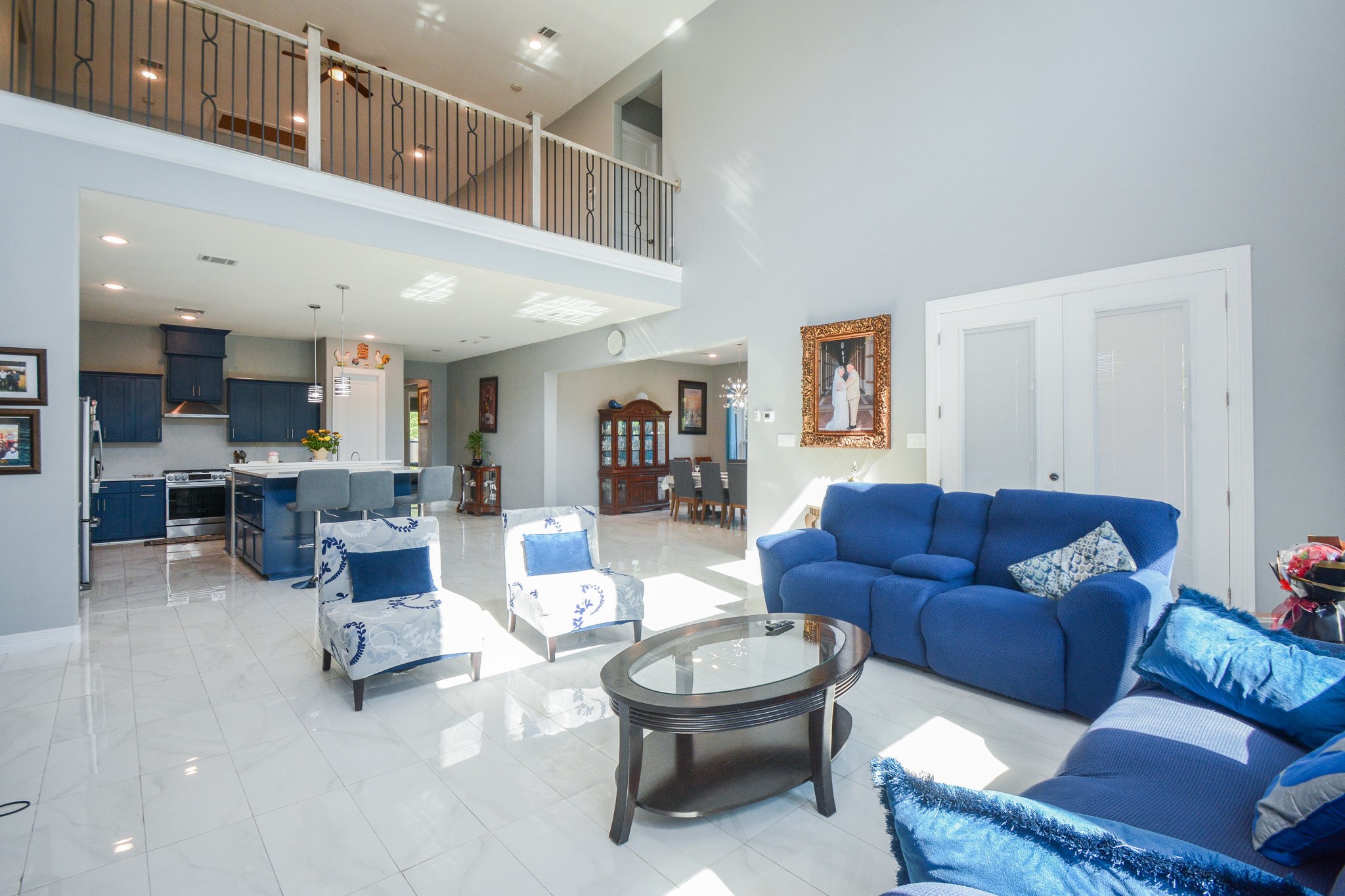 5513 Lotus Street Houston, TX 77085 - Photo 6 of 50 a living room with furniture and a wooden floor