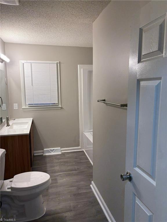 2716 Allen Jay Road High Point, NC 27263 - Photo 12 of 19 Gallery Image 12