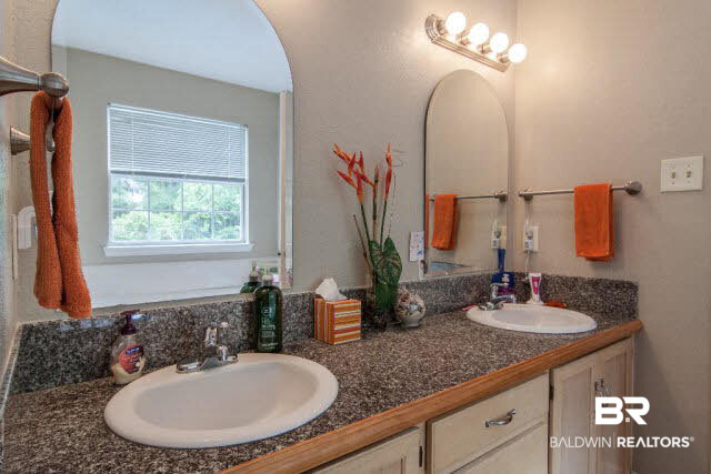 145 Lakeview Loop Daphne, AL 36526 - Photo 25 of 42