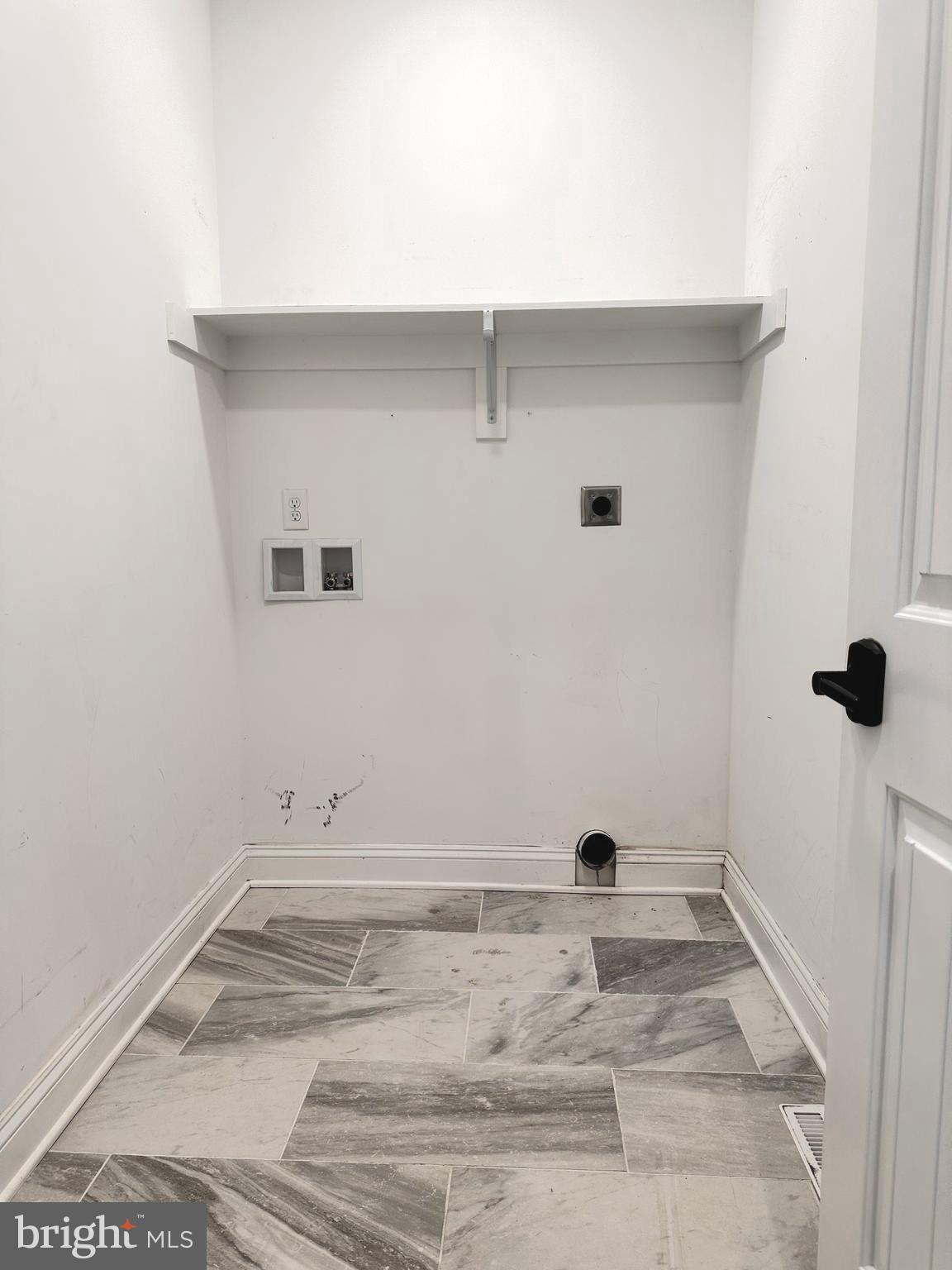 102 Pine Street Crumpton, MD 21628 - Photo 17 of 28 Laundry Room