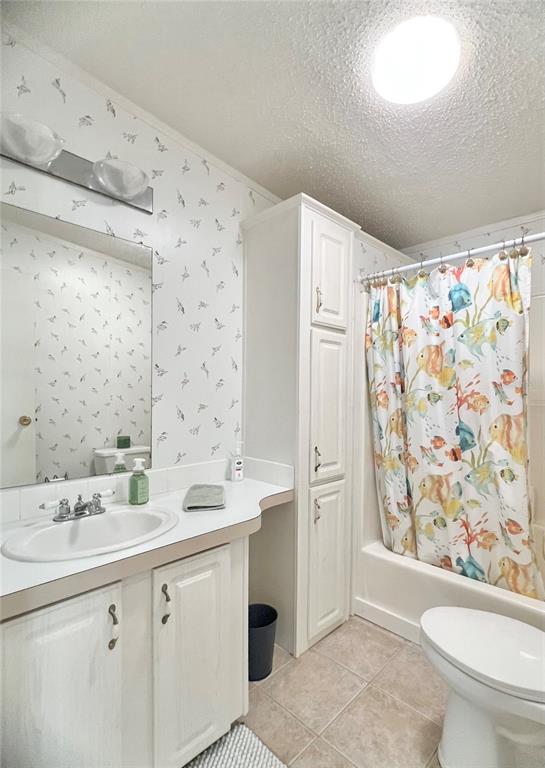 1100 South Belcher Road, Unit 391 Largo, FL 33771 - Photo 17 of 60 a bathroom with a sink toilet and shower