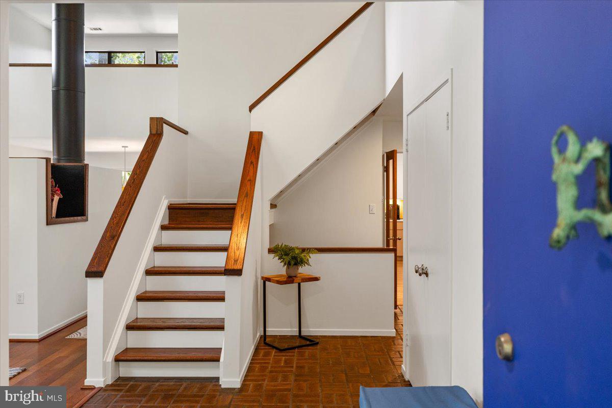 9411 Fernwood Road Bethesda, MD 20817 - Photo 13 of 28 a view of entryway with wooden floor