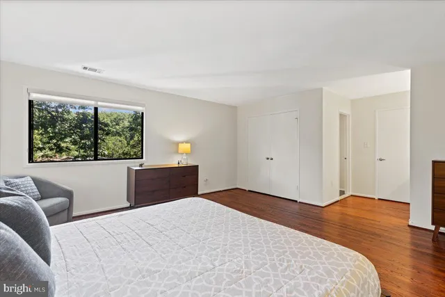 $7,000 | 9411 Fernwood Road, Bethesda, MD 20817