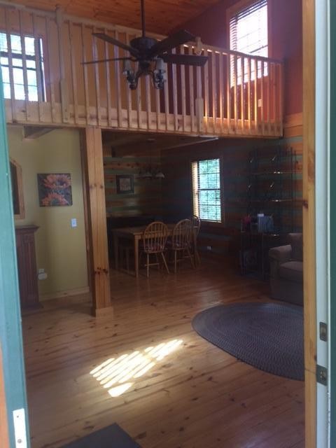 381 East Cove Road Monterey, TN 38574 - Photo 4 of 36 Gallery Image 4