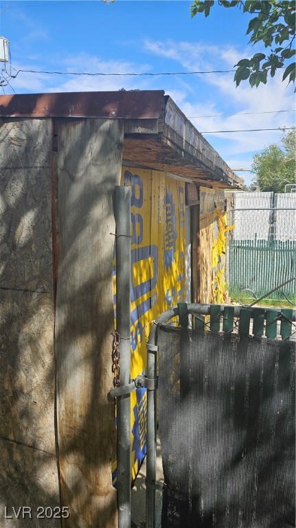 2120 Glider Street North Las Vegas, NV 89030 - Photo 15 of 50 View of outdoor structure with fence