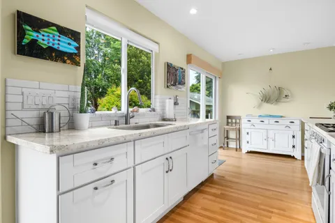 $1,525,000 | 5004 Bellevue Street, Soquel, CA 95073