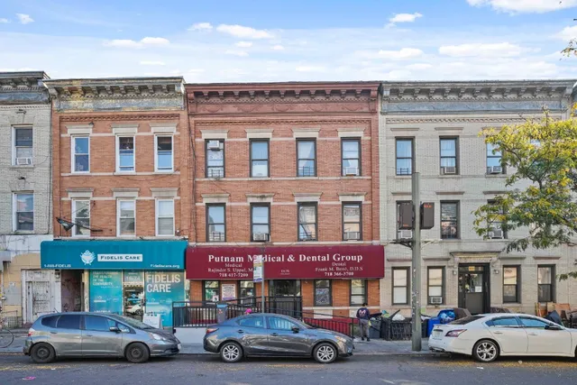 $3,200,000 | 16-70 Putnam Avenue | Clinton Hill