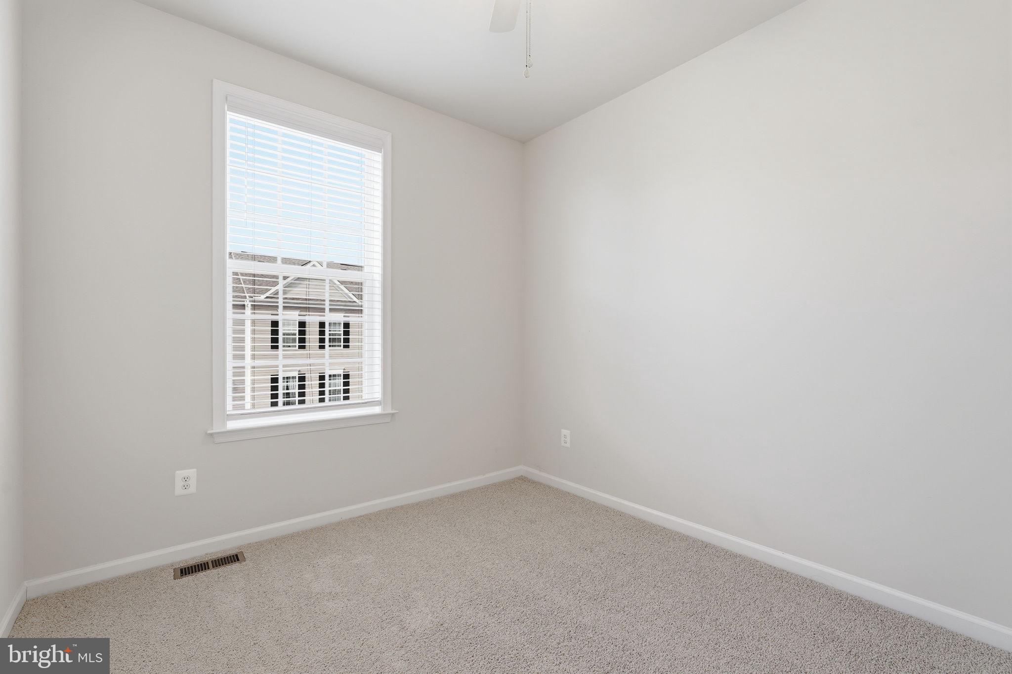 304 Spring Bank Way Frederick, MD 21701 - Photo 17 of 34