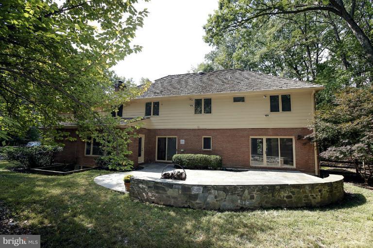 10813 Tara Road Potomac, MD 20854 - Photo 11 of 11 Exterior (Rear)