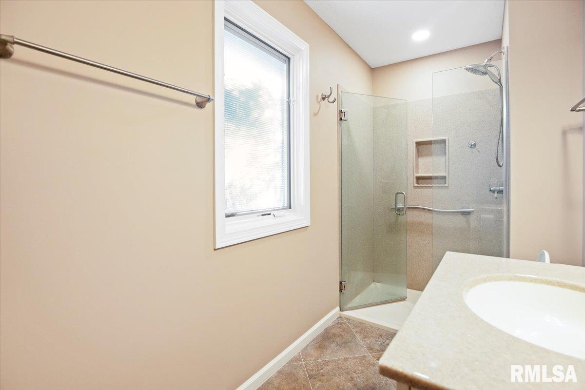 2312 Flaxen Mill Court Springfield, IL 62704 - Photo 11 of 19