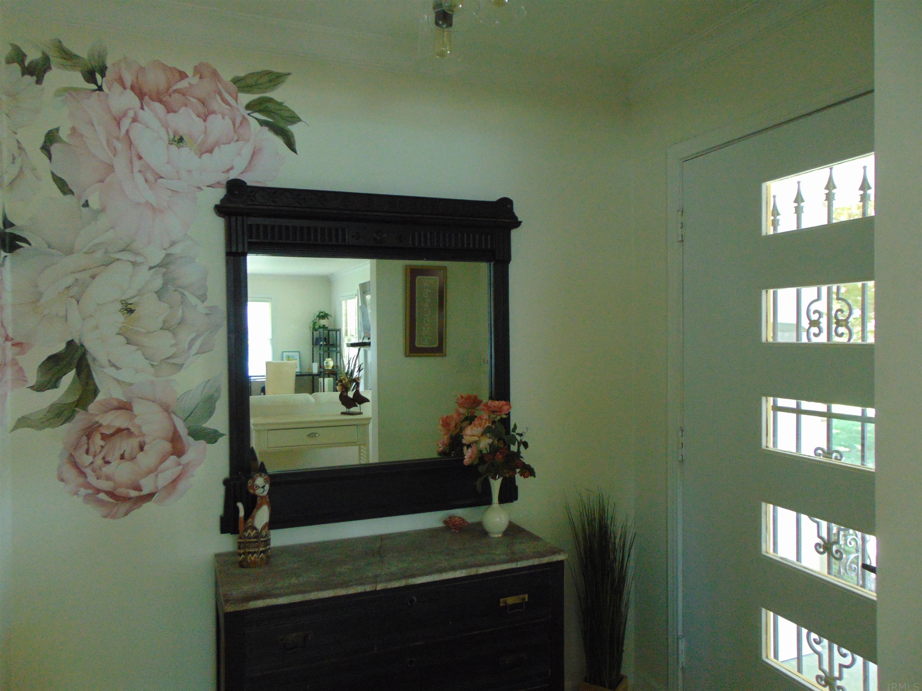 101 North Winthrop Road Muncie, IN 47304 - Photo 3 of 34 Gallery Image 3