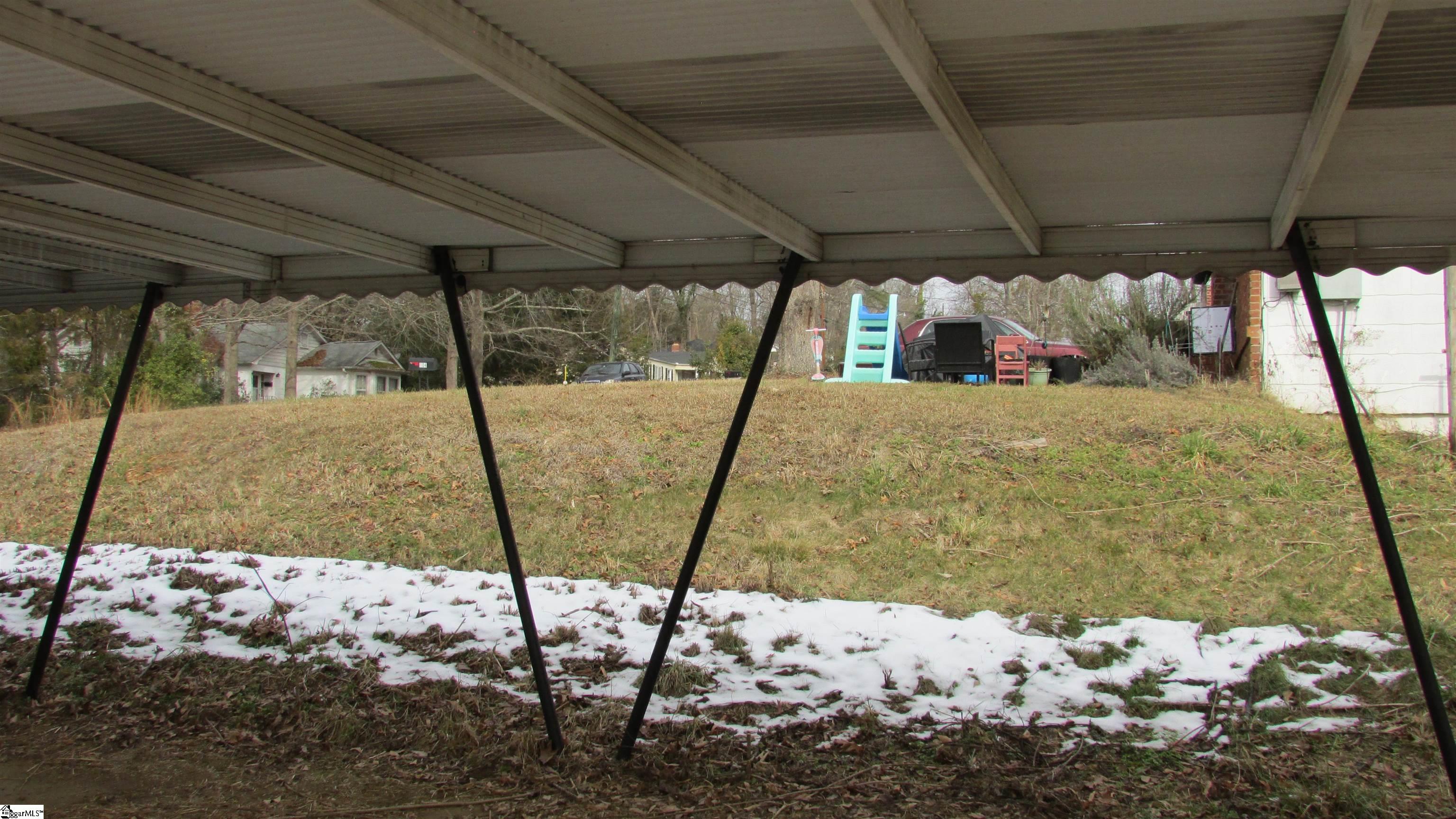 102 High Street Laurens, SC 29360 - Photo 25 of 28