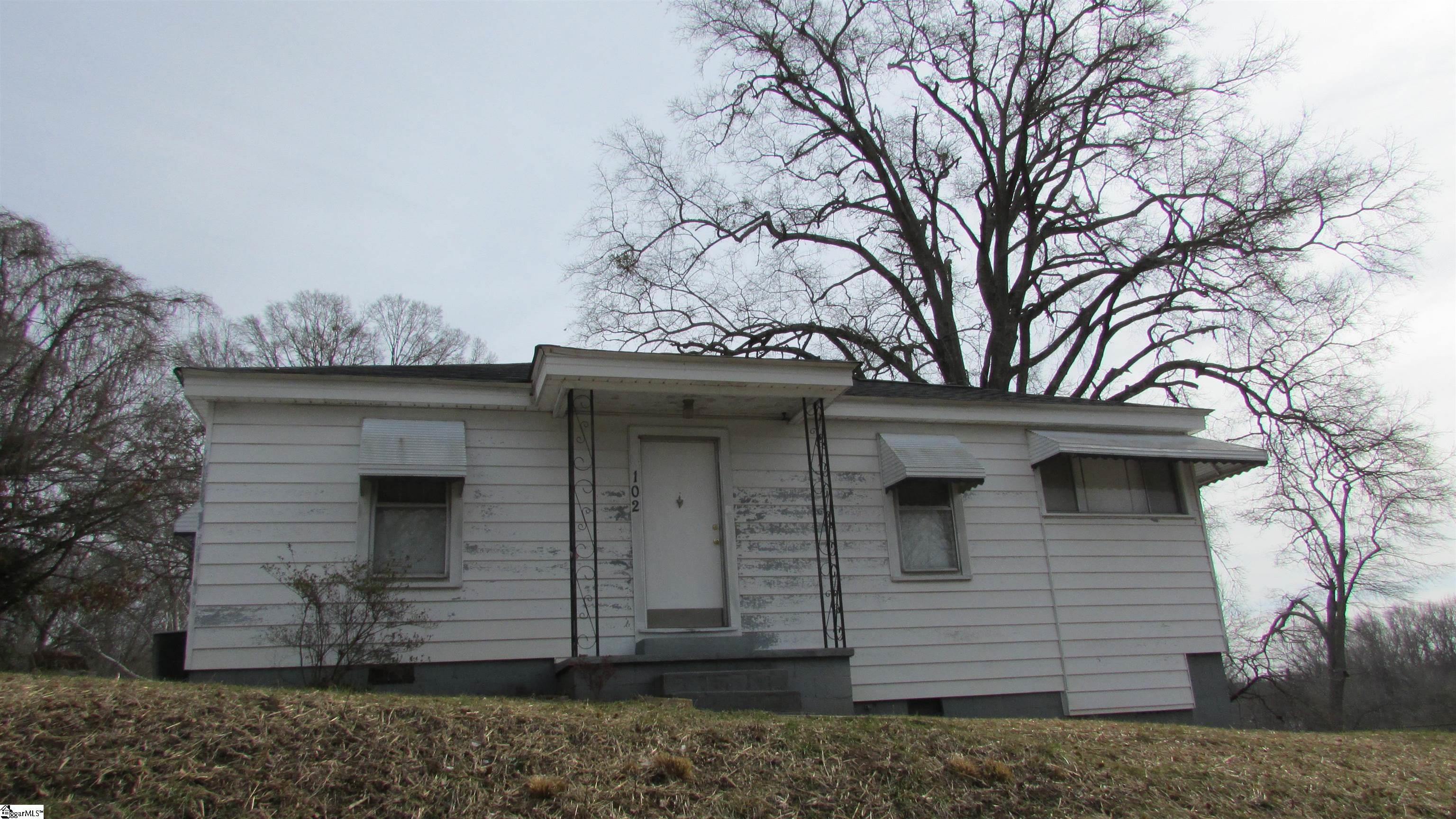 102 High Street Laurens, SC 29360 - Photo 26 of 28