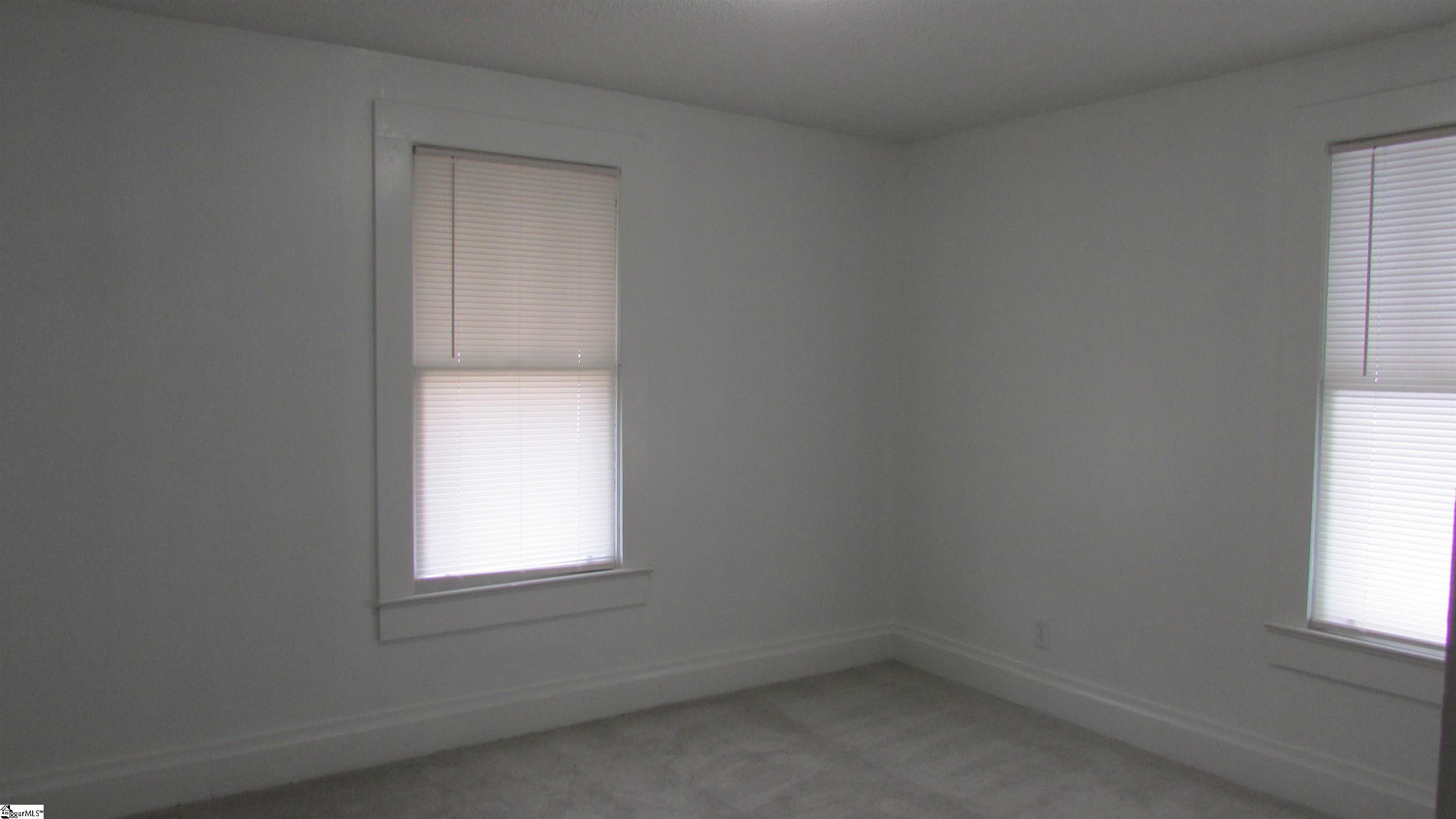 102 High Street Laurens, SC 29360 - Photo 3 of 28