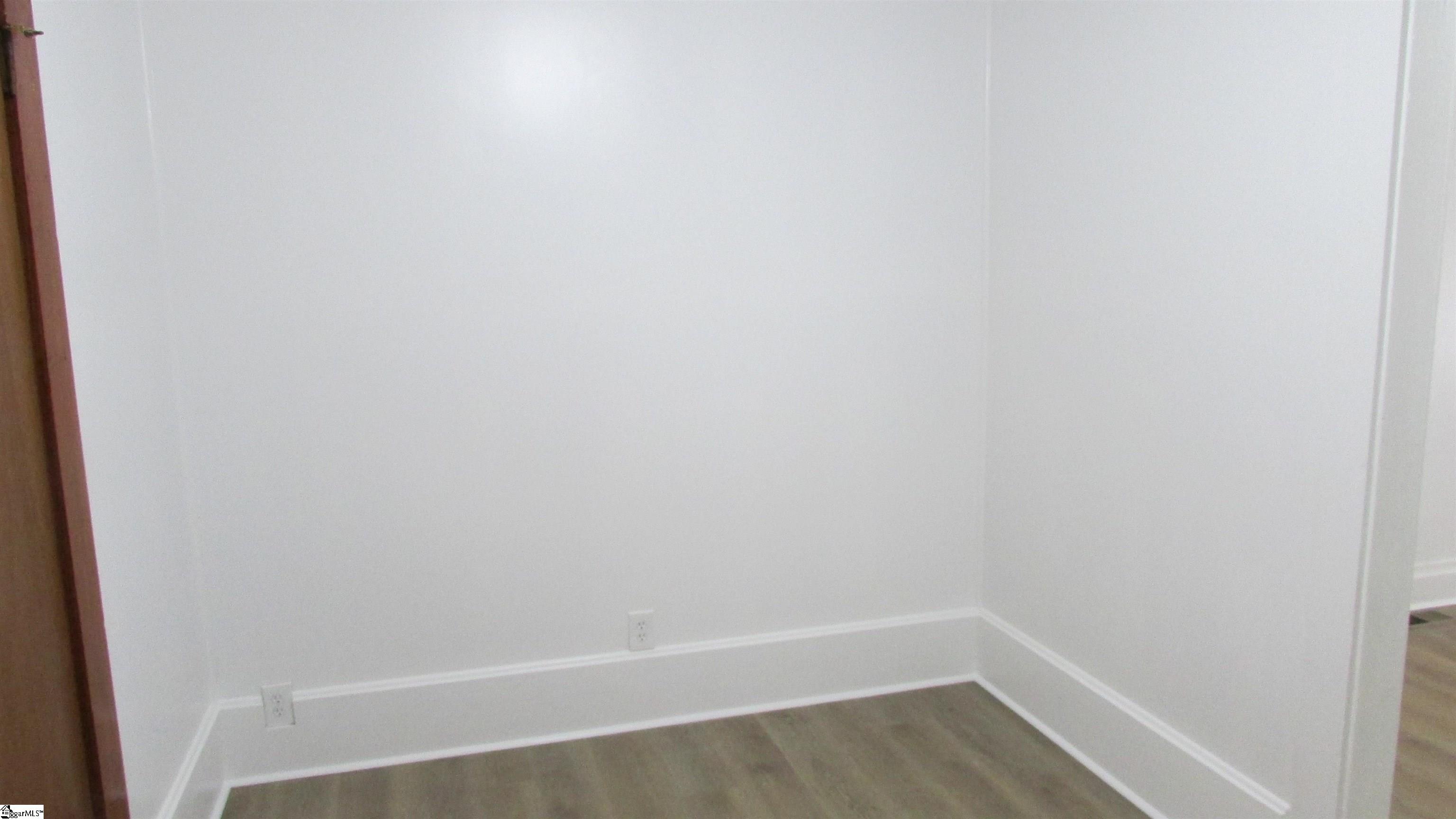 102 High Street Laurens, SC 29360 - Photo 8 of 28