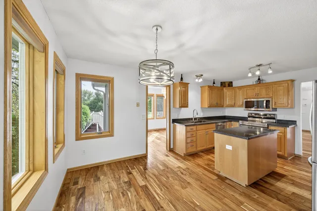 $650,000 | 829 Jasmine Avenue North, Lake Elmo, MN 55042