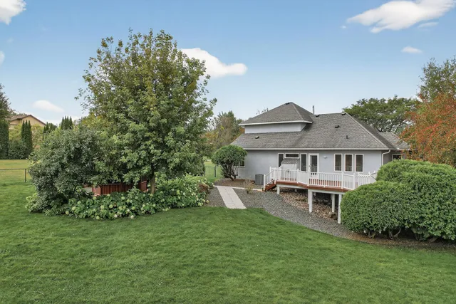 $650,000 | 829 Jasmine Avenue North, Lake Elmo, MN 55042