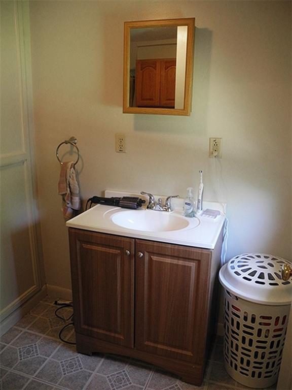 7 Calling Crow Road Augusta, ME 04330 - Photo 18 of 19 BATHROOM 1