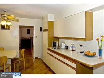 9732 Portis Road Philadelphia, PA 19115 - Photo 8 of 12 Kitchen