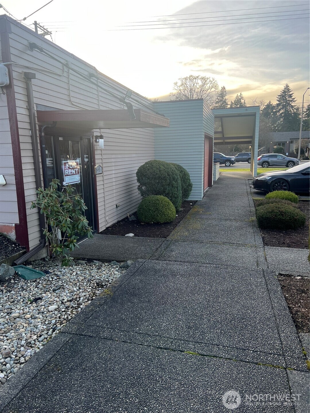 7521 Bridgeport Way West, Unit B Lakewood, WA 98499 - Photo 3 of 7 a view of outdoor space and yard