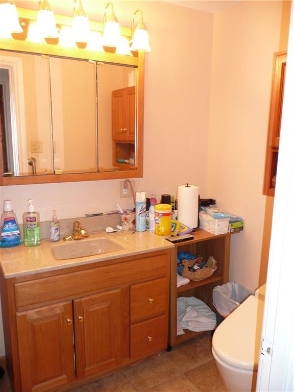 921 Forsythe Road Carnegie, PA 15106 - Photo 11 of 19 Gallery Image 11