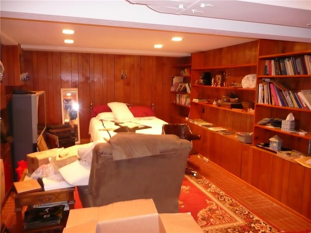 921 Forsythe Road Carnegie, PA 15106 - Photo 14 of 19 Gallery Image 14