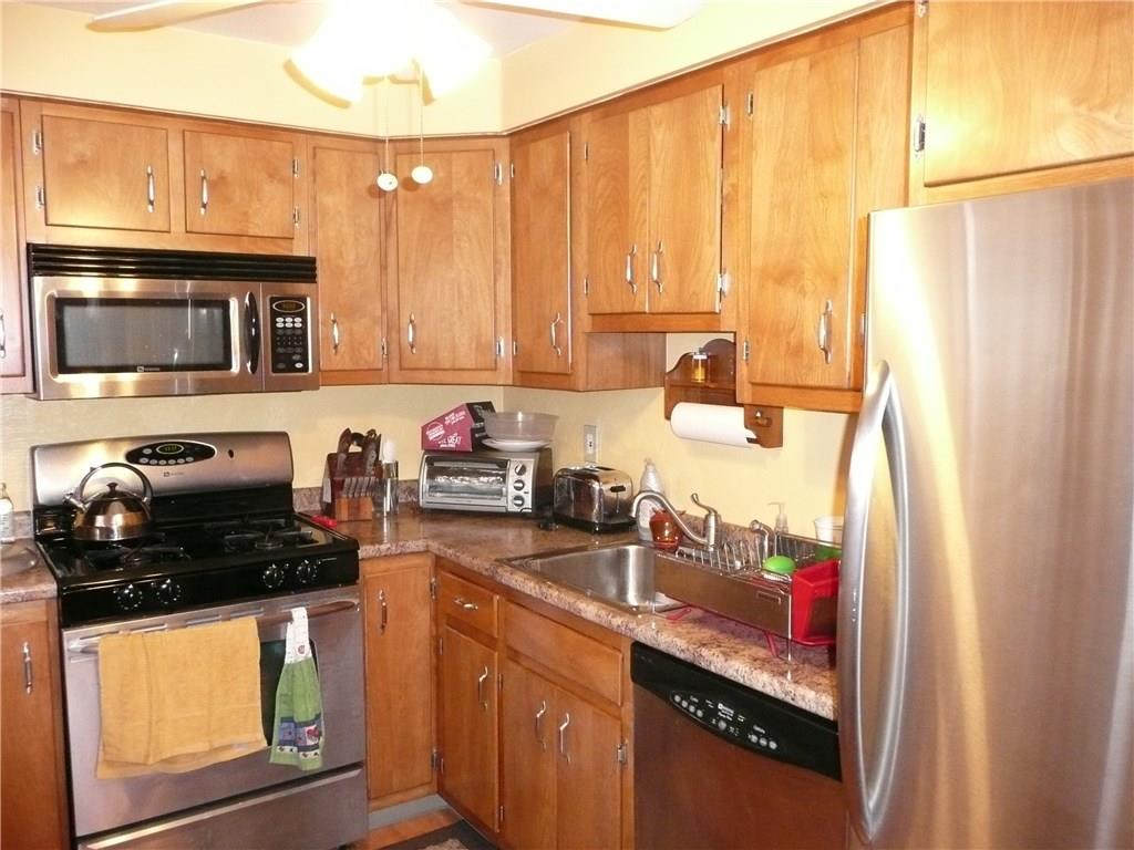 921 Forsythe Road Carnegie, PA 15106 - Photo 7 of 19 Gallery Image 7