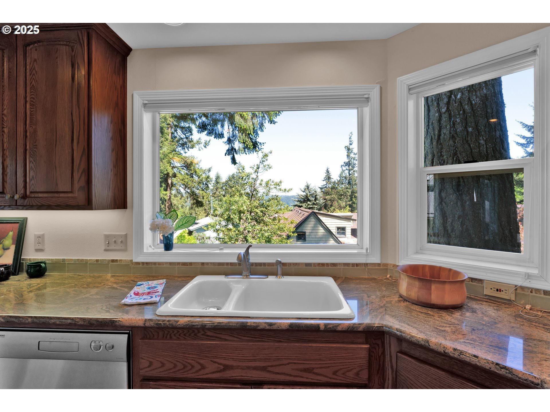 3348 Storey Boulevard Eugene, OR 97405 - Photo 19 of 47