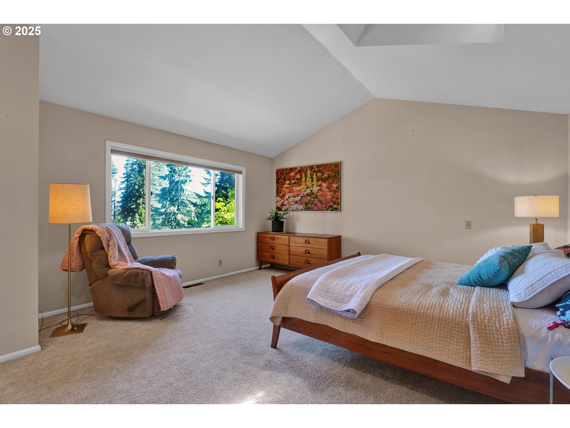 3348 Storey Boulevard Eugene, OR 97405 - Photo 26 of 47 a bedroom with a bed and a window