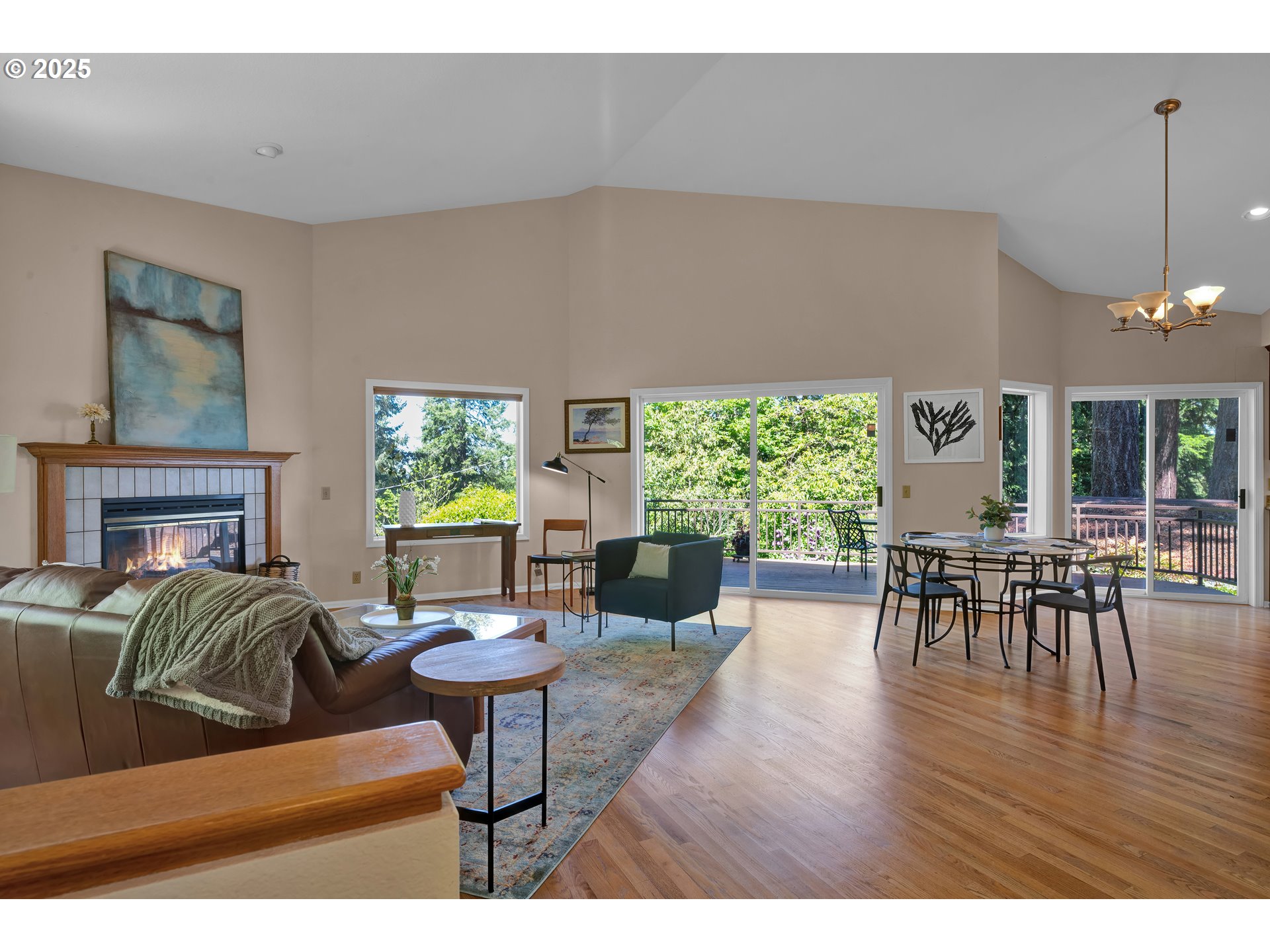 3348 Storey Boulevard Eugene, OR 97405 - Photo 10 of 47 a living room with furniture and a wooden floor