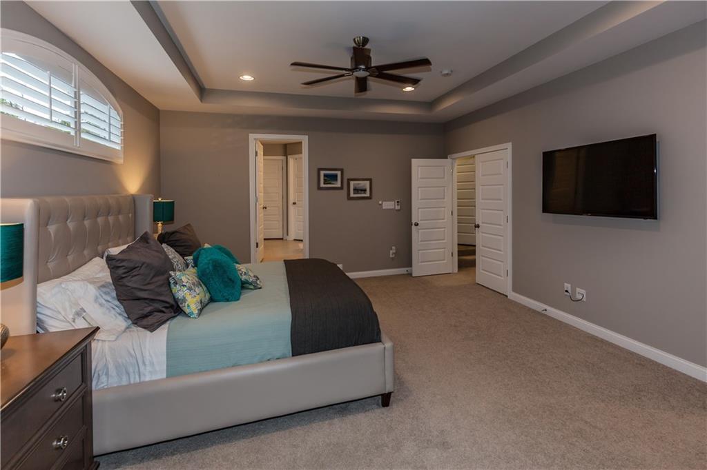 12535 Hidden Spring Cove Fishers, IN 46037 - Photo 15 of 31 Gallery Image 15