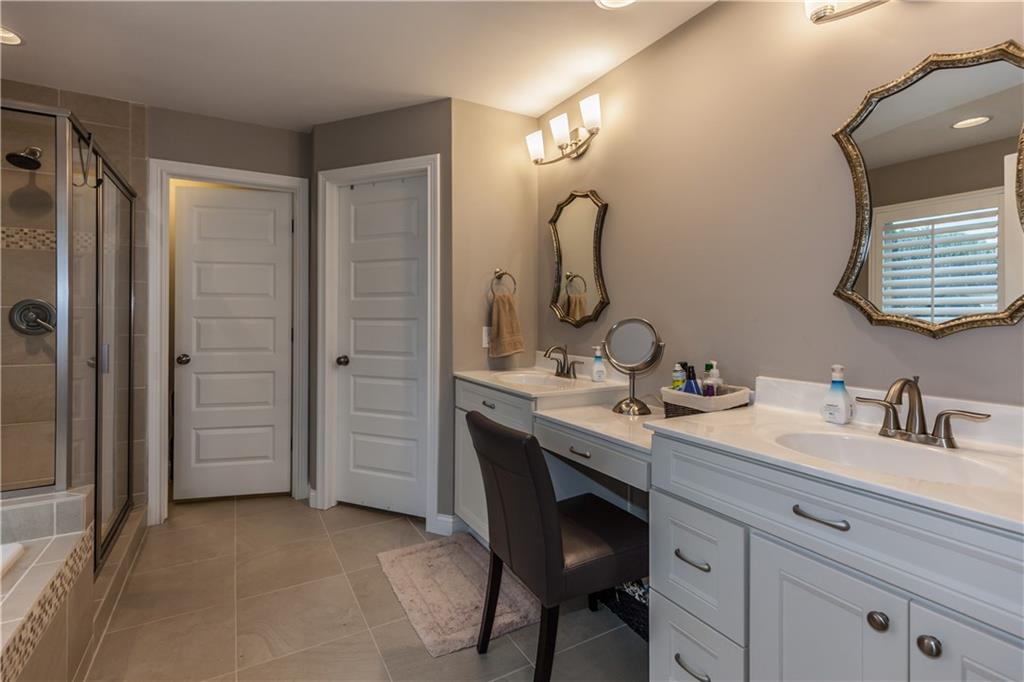12535 Hidden Spring Cove Fishers, IN 46037 - Photo 17 of 31 Gallery Image 17