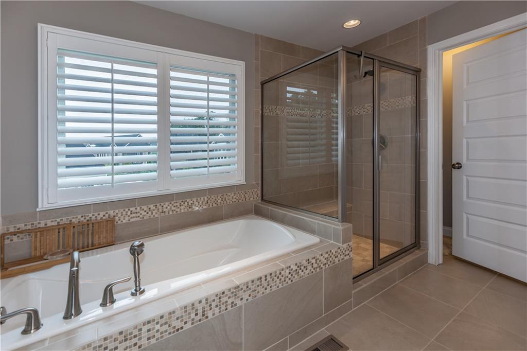12535 Hidden Spring Cove Fishers, IN 46037 - Photo 18 of 31 Gallery Image 18