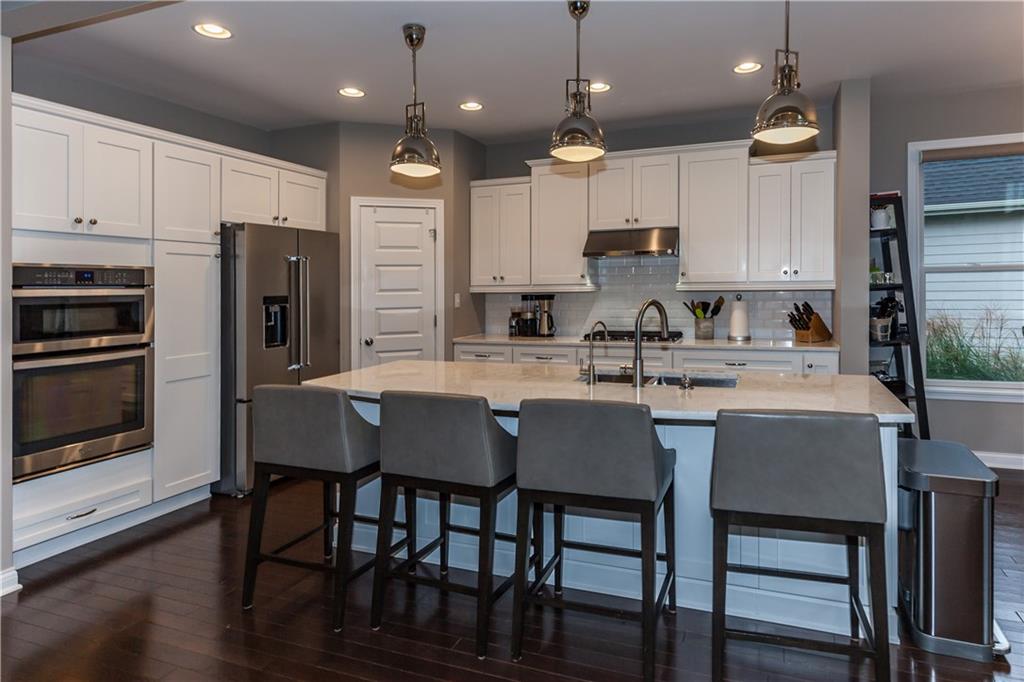 12535 Hidden Spring Cove Fishers, IN 46037 - Photo 9 of 31 Gallery Image 9
