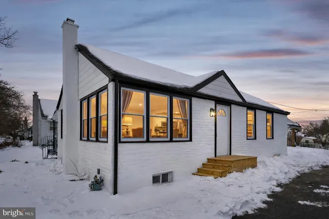 $479,900 | 409 West Anderson Avenue, Phoenixville, PA 19460