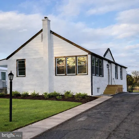 $479,900 | 409 West Anderson Avenue, Phoenixville, PA 19460