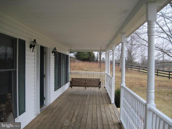 11470 Bears Den Road Marshall, VA 20115 - Photo 6 of 11 Porch