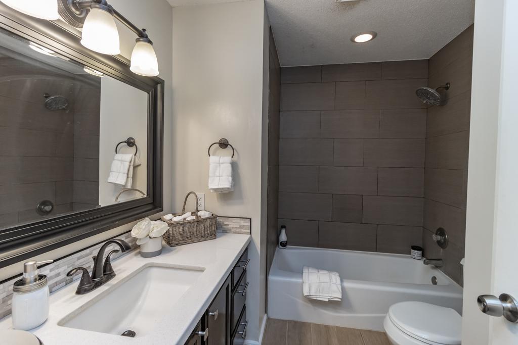 1038 Boston Hill Road Eagan, MN 55123 - Photo 15 of 36 Gallery Image 15