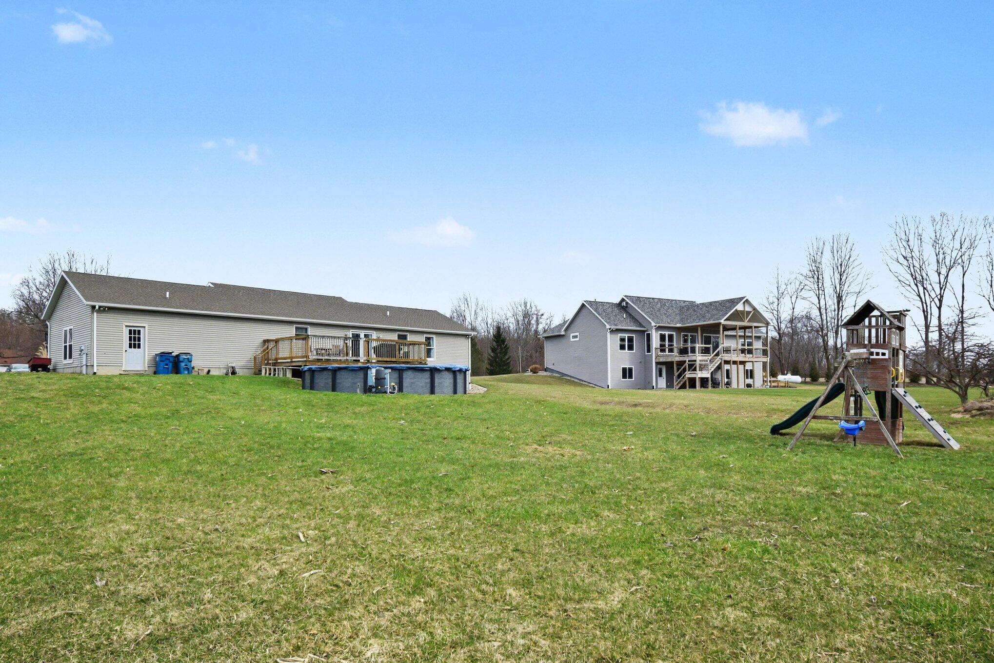 11652 Snow Road Bridgman, MI 49106 - Photo 25 of 31 026_file_5734