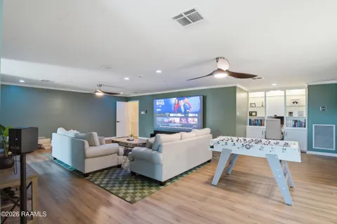 $1,175,000 | 400 Acorn Drive, Lafayette, LA 70507