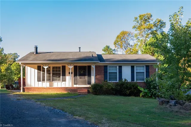 $240,000 | 2 Worthdale Court, Winston-Salem, NC 27103