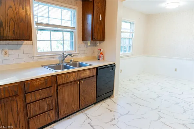 $240,000 | 2 Worthdale Court, Winston-Salem, NC 27103