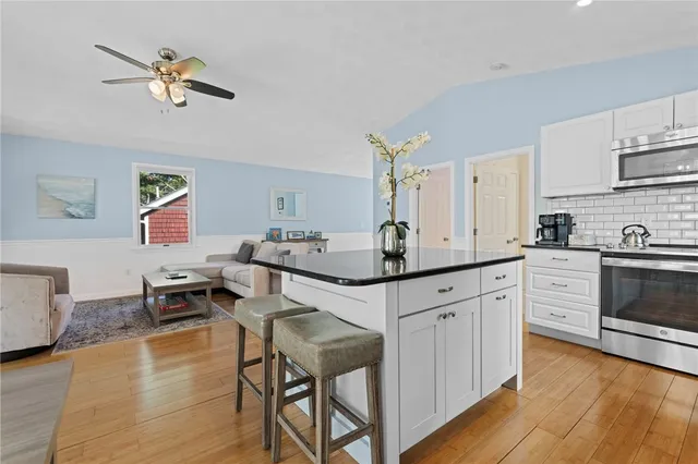 $2,750 | 110 Winsor Avenue, North Kingstown, RI 02852