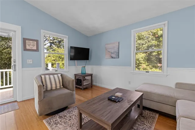 $2,750 | 110 Winsor Avenue, North Kingstown, RI 02852