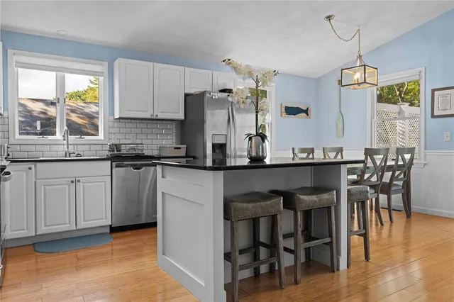 $2,750 | 110 Winsor Avenue, North Kingstown, RI 02852