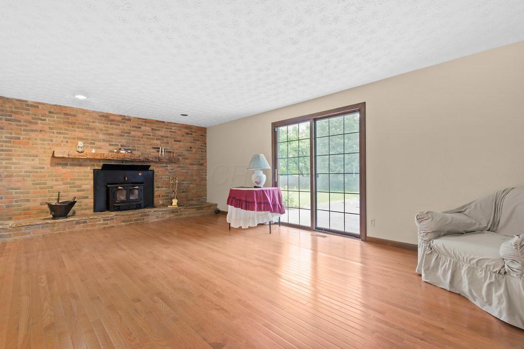 8736 National Road Southwest Etna, OH 43062 - Photo 5 of 23