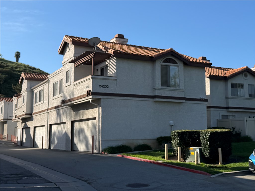 24202 Sylvan Glen Road, Unit G Diamond Bar, CA 91765 - Photo 2 of 36 Entery to Complex