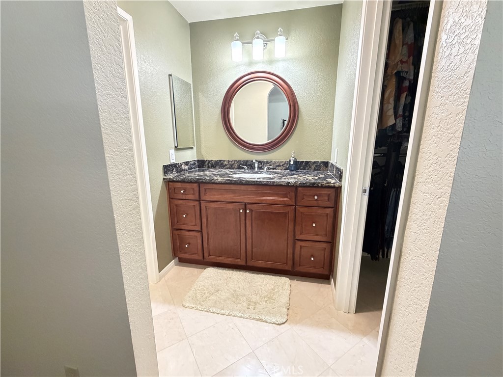 24202 Sylvan Glen Road, Unit G Diamond Bar, CA 91765 - Photo 27 of 36 Primary Bathroom