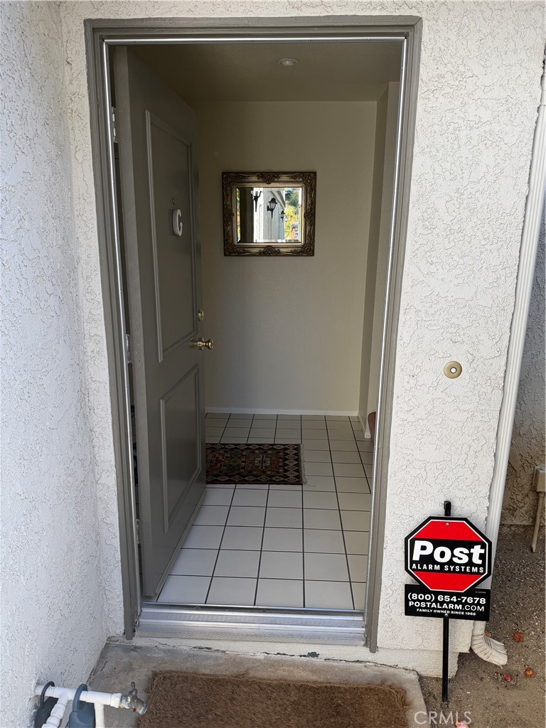 24202 Sylvan Glen Road, Unit G Diamond Bar, CA 91765 - Photo 5 of 36 Entry